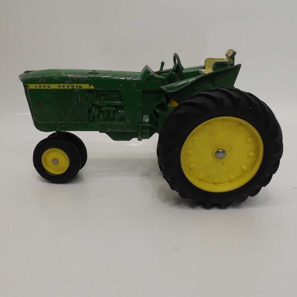 Vintage Ertl John Deere Toy Tractor Diecast 1/16 Scale Green Narrow Front Narrow